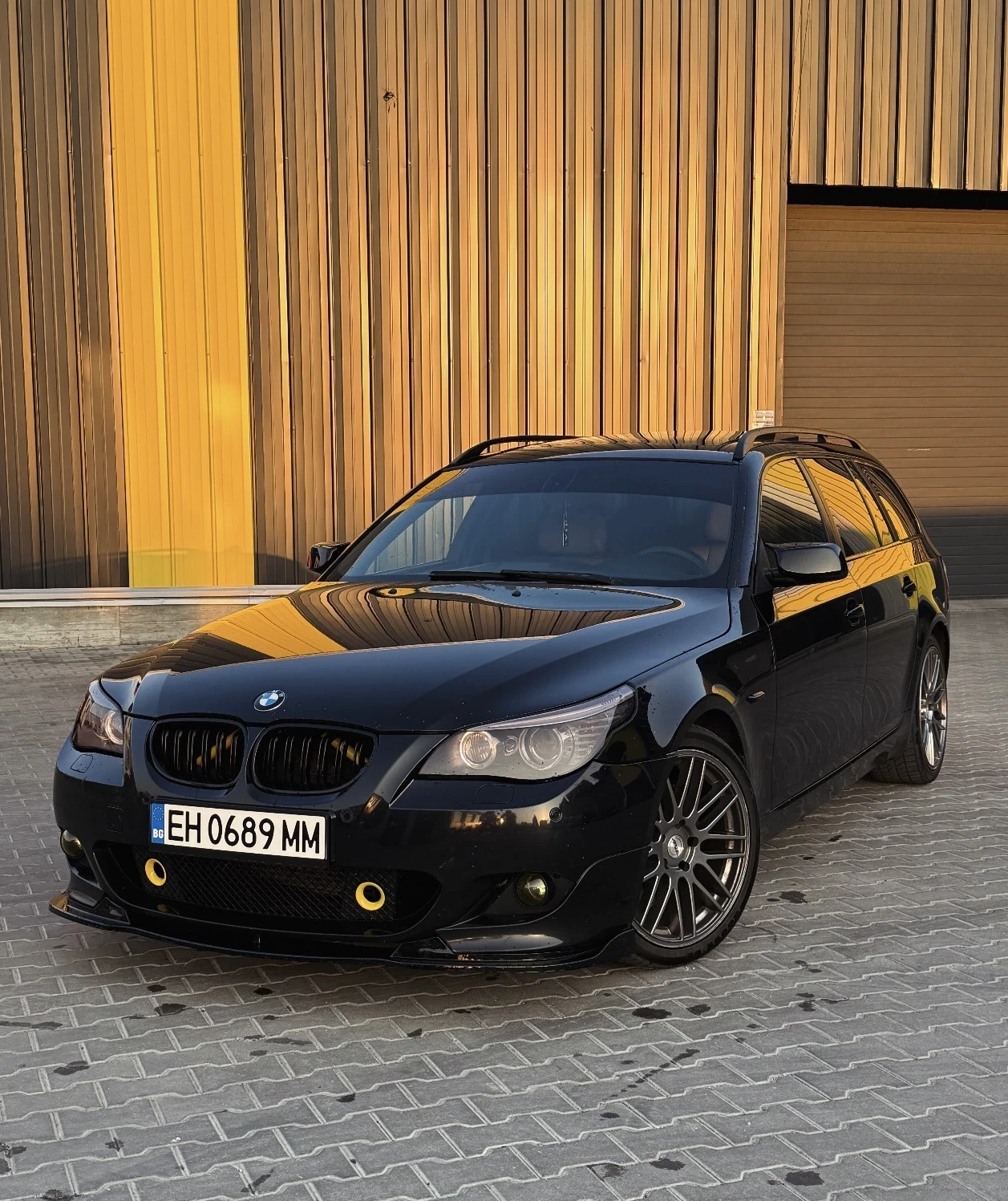 BMW 525, снимка 3 - Автомобили и джипове - 56060578