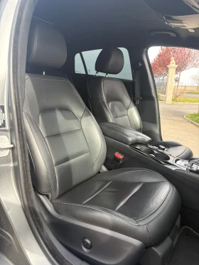Infiniti Q30 2.2 Premium AWD, снимка 16