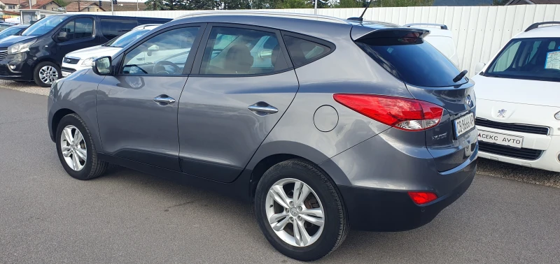 Hyundai IX35, снимка 5 - Автомобили и джипове - 47358357