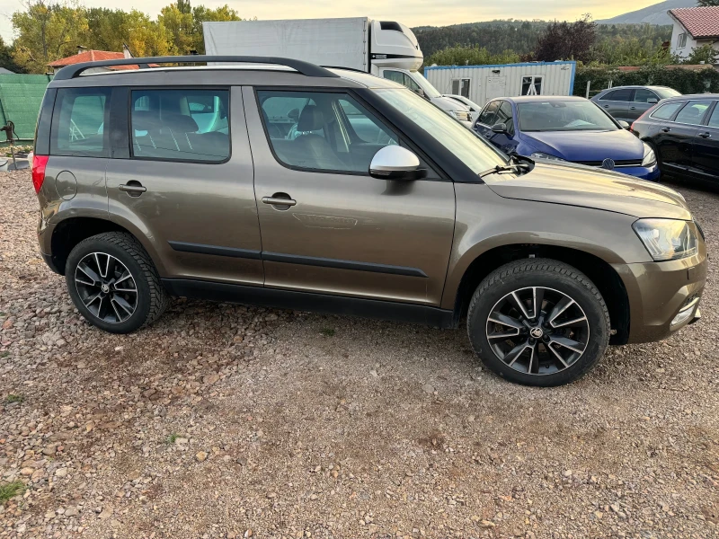 Skoda Yeti 2.0TDI, снимка 5 - Автомобили и джипове - 47591226