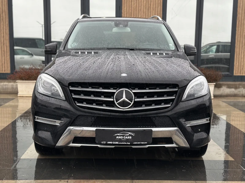 Mercedes-Benz ML 350 * AMG Line* Distronic* Blind Spot* , снимка 3 - Автомобили и джипове - 48424853