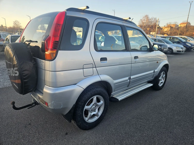 Daihatsu Terios 1.3I 4X4, снимка 3 - Автомобили и джипове - 48626942