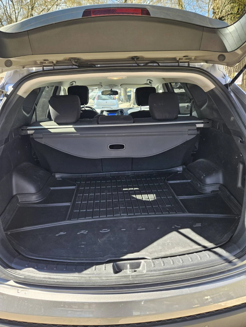 Hyundai Santa fe Sport 2.4 GDI-FWD, снимка 12 - Автомобили и джипове - 52624396