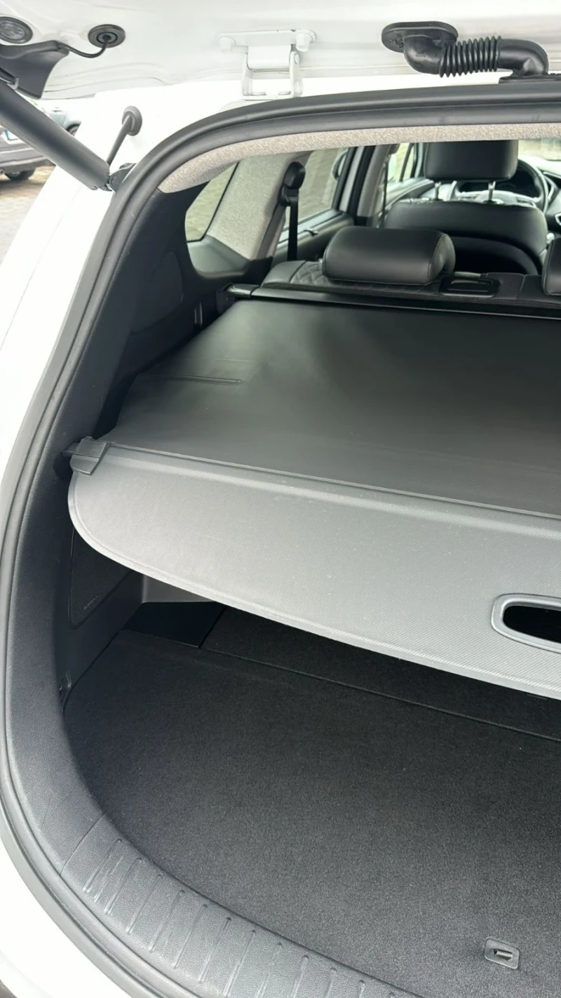 Hyundai Santa fe 2.2 diesel 4х4  8 speed gearbox , снимка 8 - Автомобили и джипове - 51821663