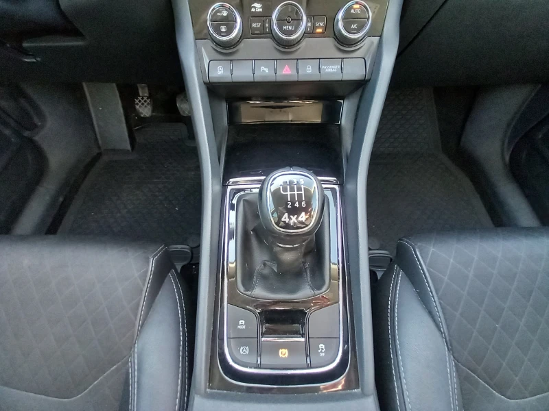 Skoda Kodiaq 2.0TDI/4х4/6MT, снимка 10 - Автомобили и джипове - 52733410