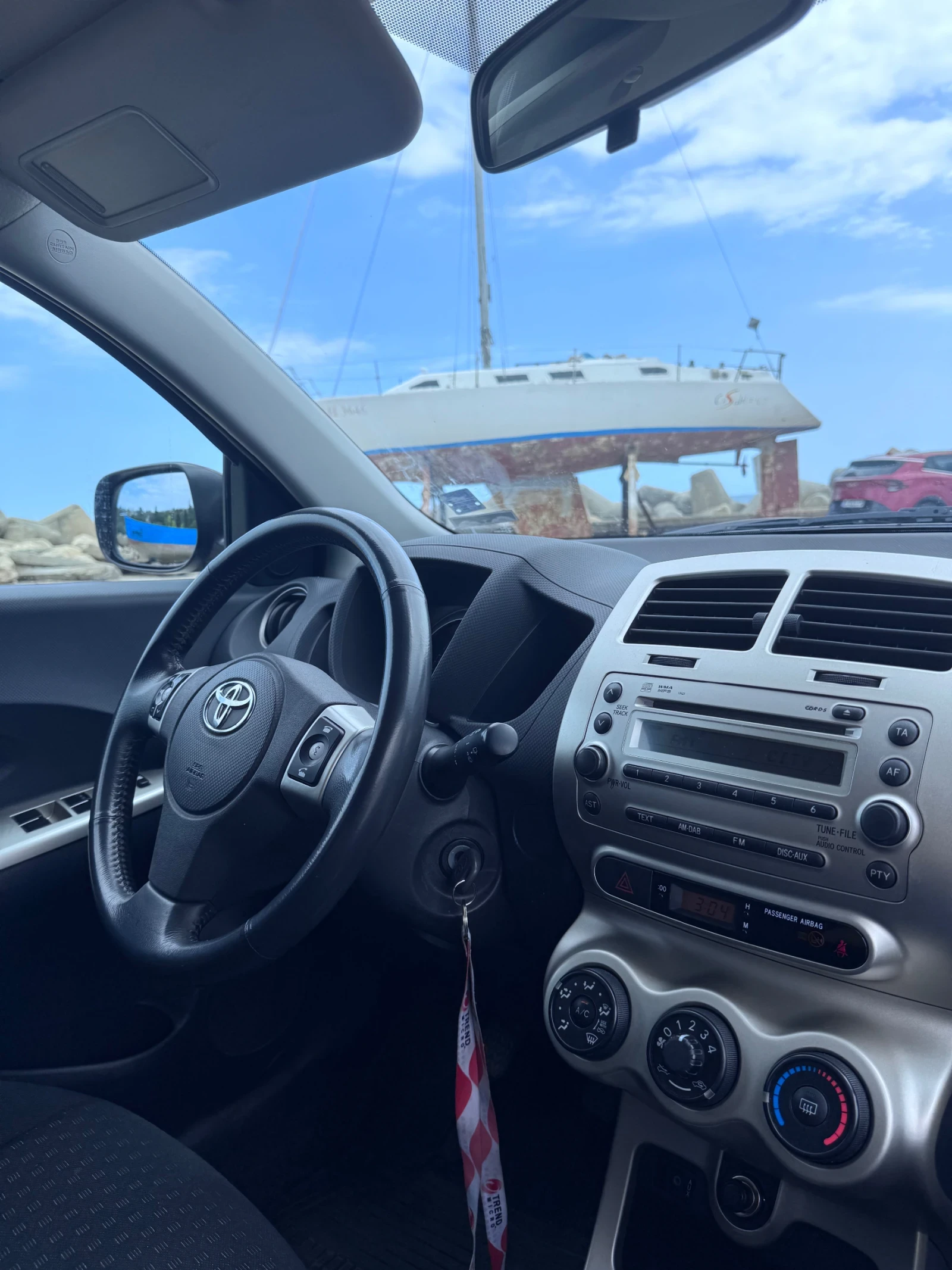 Toyota Urban Cruiser 1.3 VVTI  | Mobile.bg   13