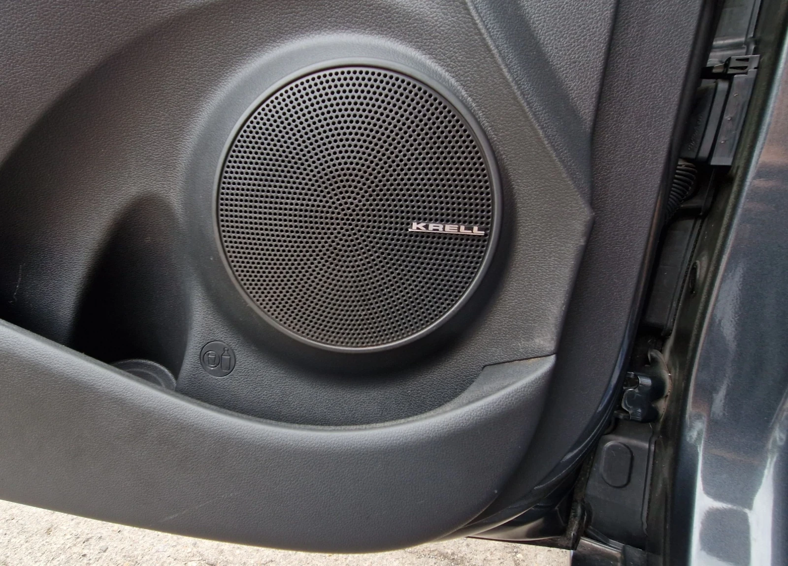 Hyundai Kona 64KWh/Premium//SOH95% | Mobile.bg   16