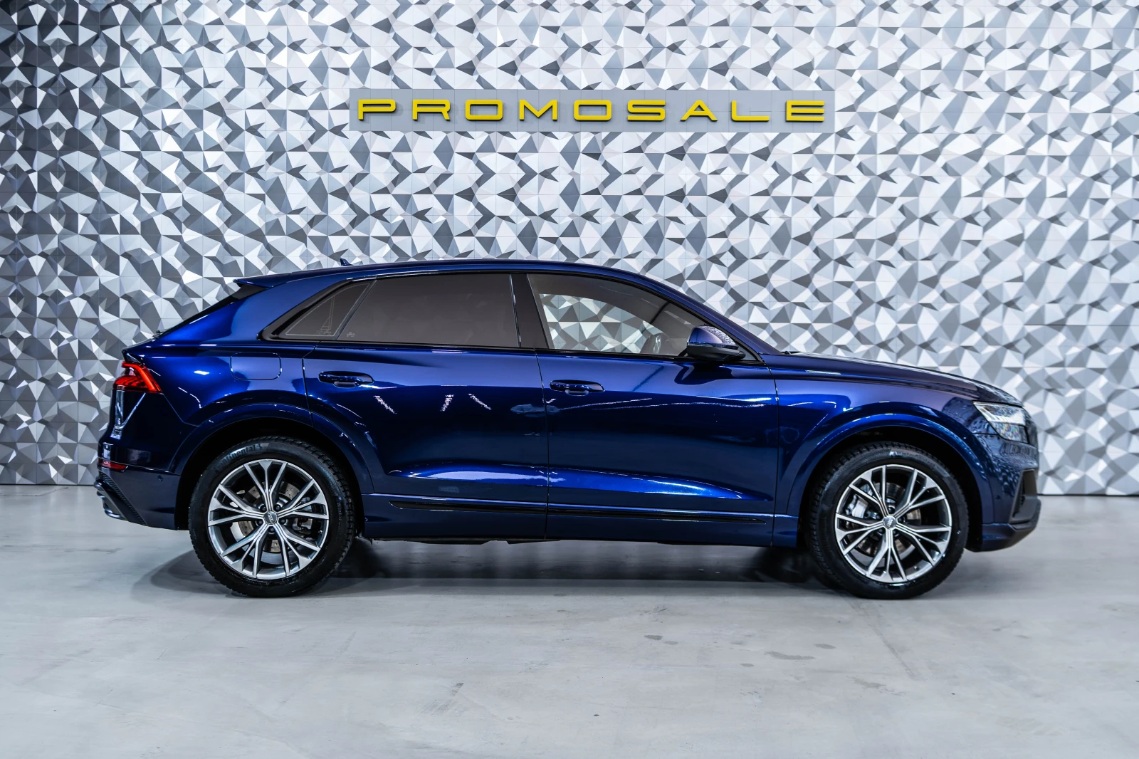 Audi Q8 55 TFSI Quattro* S-line* Alcantara - изображение 6