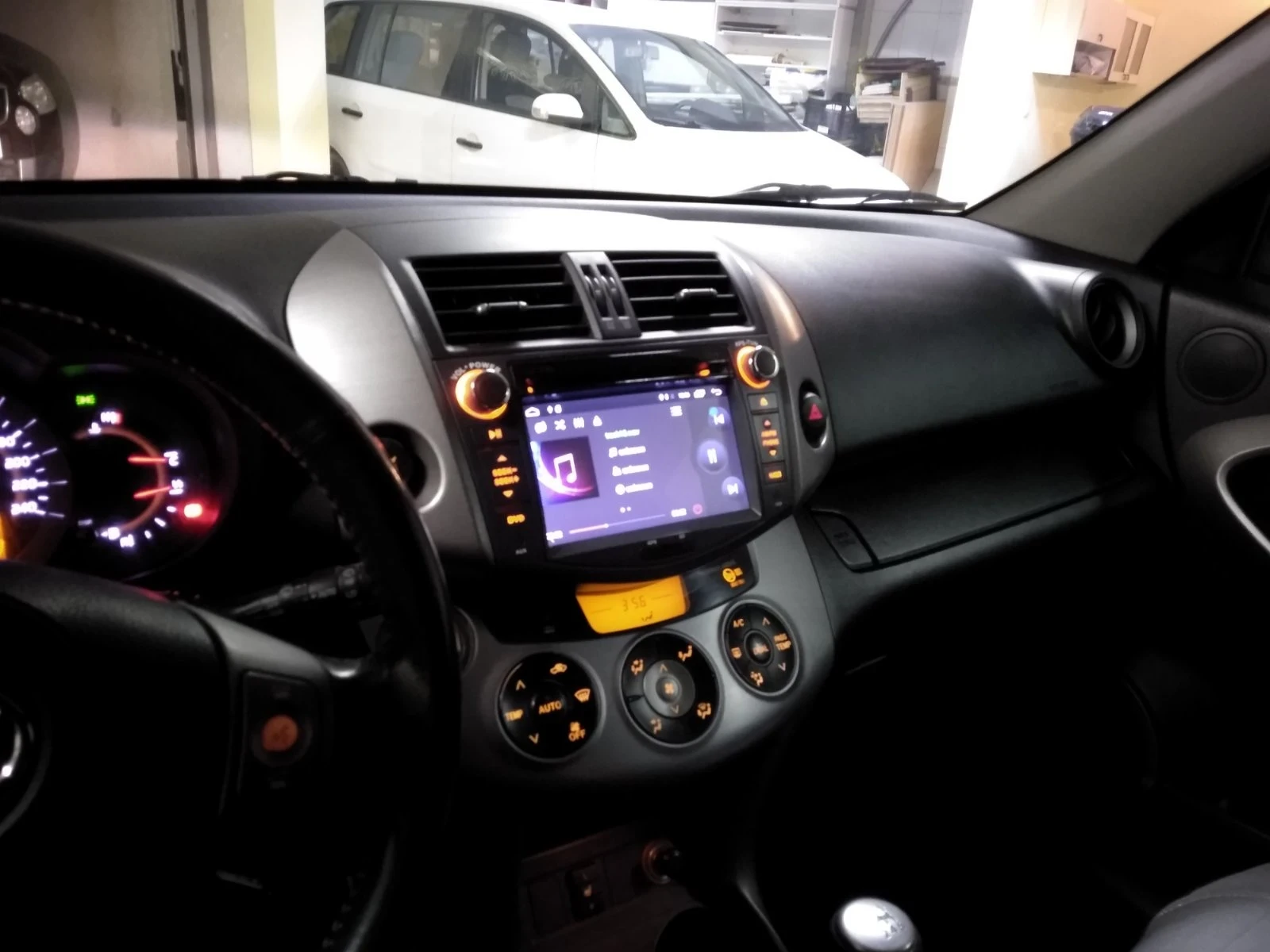 Toyota Rav4, снимка 3 - Автомобили и джипове - 53928718