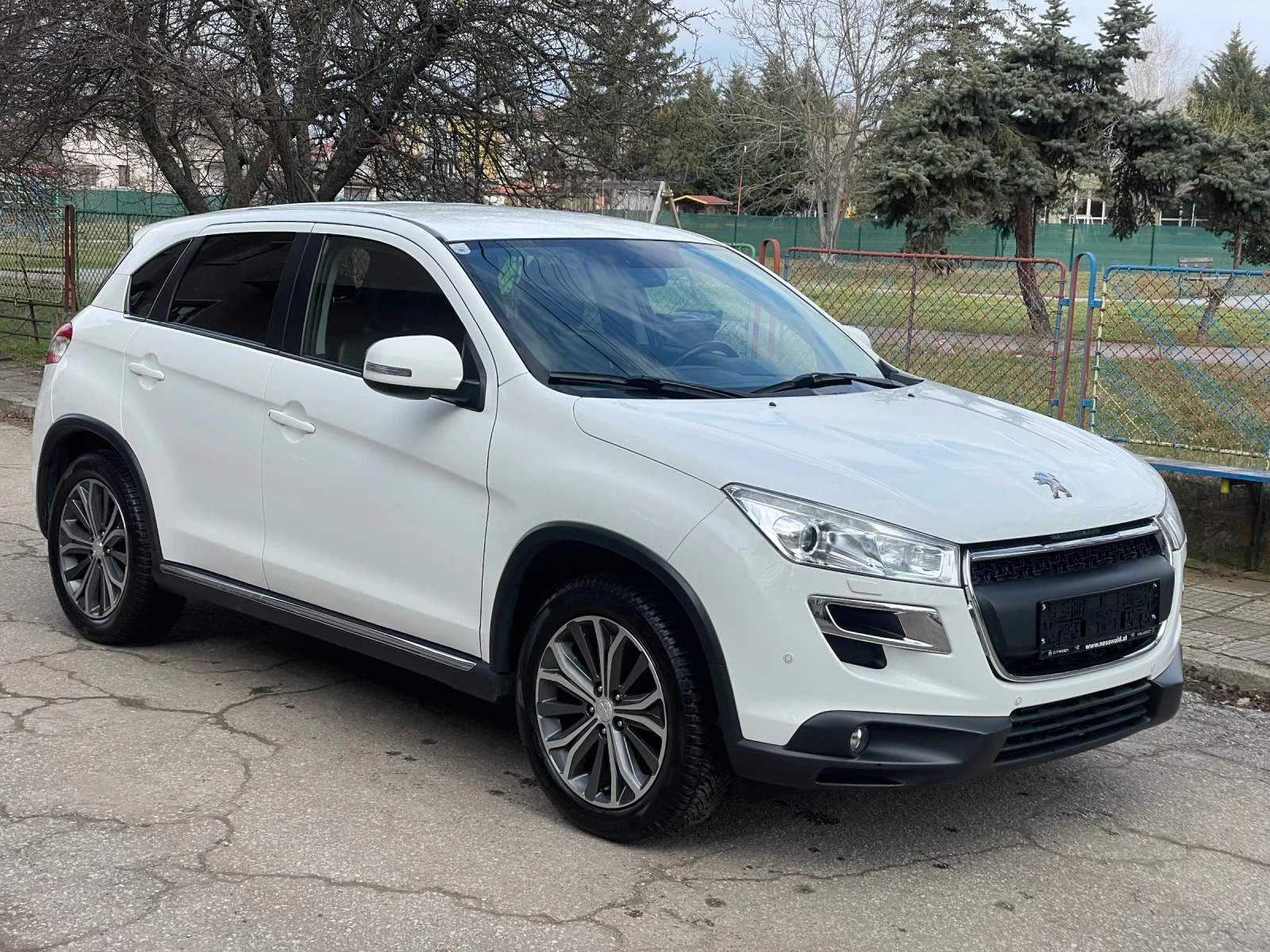 Peugeot 4008 1.8hdi* 4x4* , снимка 16 - Автомобили и джипове - 54054076