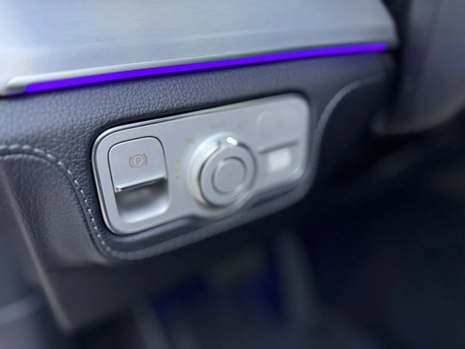 Mercedes-Benz GLE 580 AMG OPTIC / ВЕНТИЛАЦИЯ, снимка 8 - Автомобили и джипове - 54224065