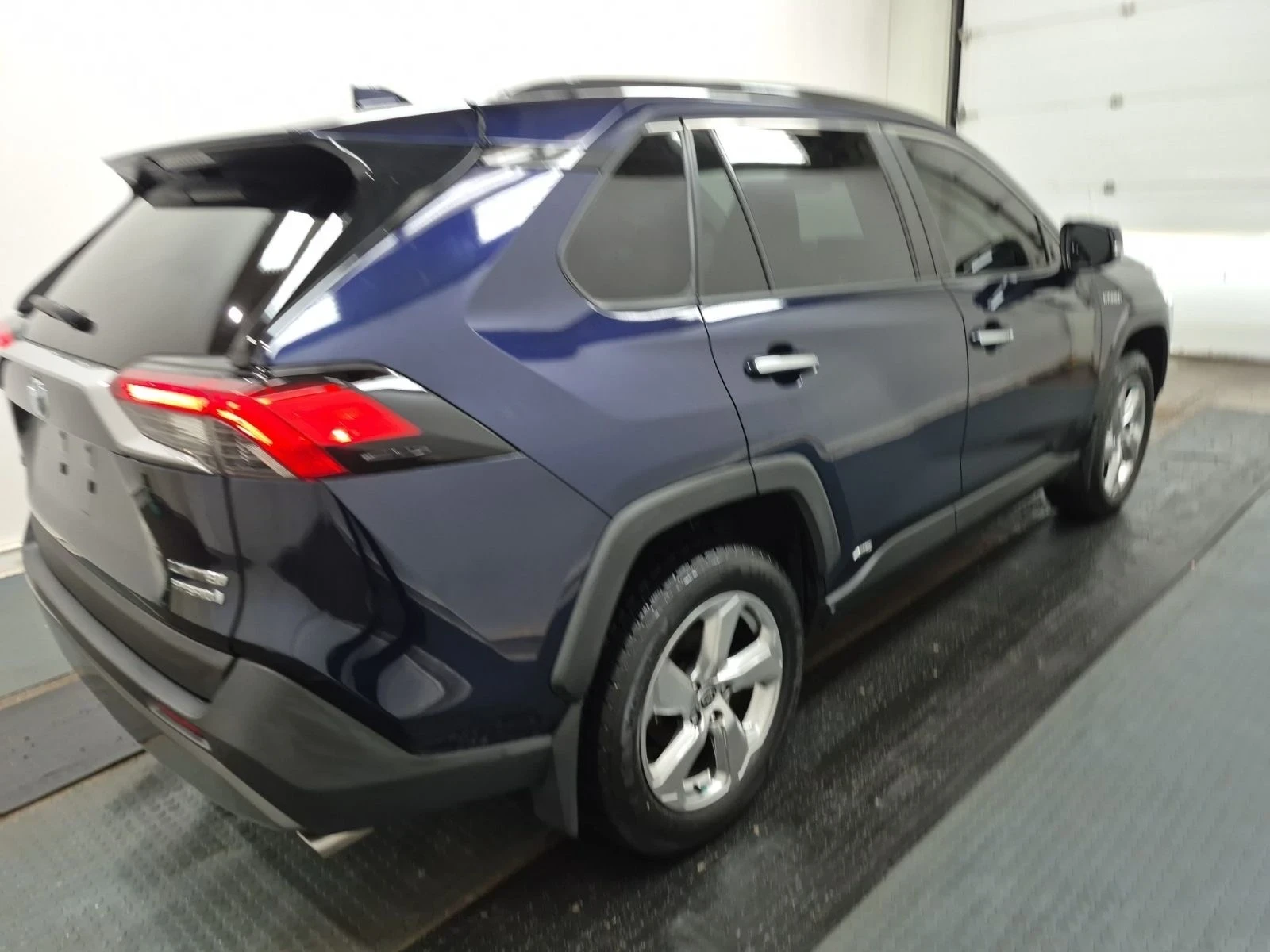 Toyota Rav4 Limited | ВЕНТИЛАЦИЯ | DISTRONIC | 360 | DIGITAL, снимка 4 - Автомобили и джипове - 54231678
