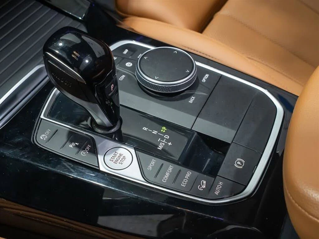 BMW X3 xDrive30i AWD, снимка 16 - Автомобили и джипове - 54358706