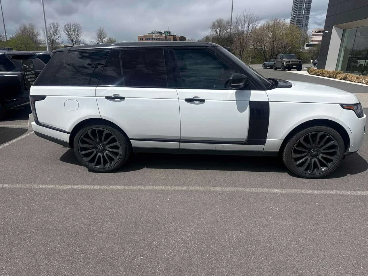 Land Rover Range rover * Td6 HSE * CARFAX * ЦЕНА ДО БГ, снимка 3 - Автомобили и джипове - 54525747