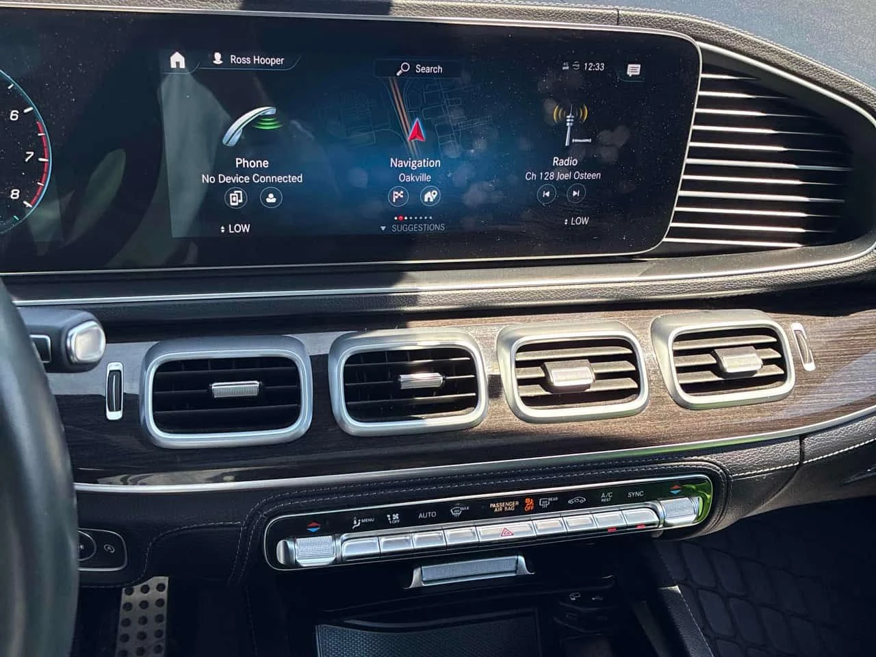 Mercedes-Benz GLS 450 ДИСТРОНИК * ОБДУХВАНЕ * ПАНО * BURMESTER, снимка 9 - Автомобили и джипове - 54821256