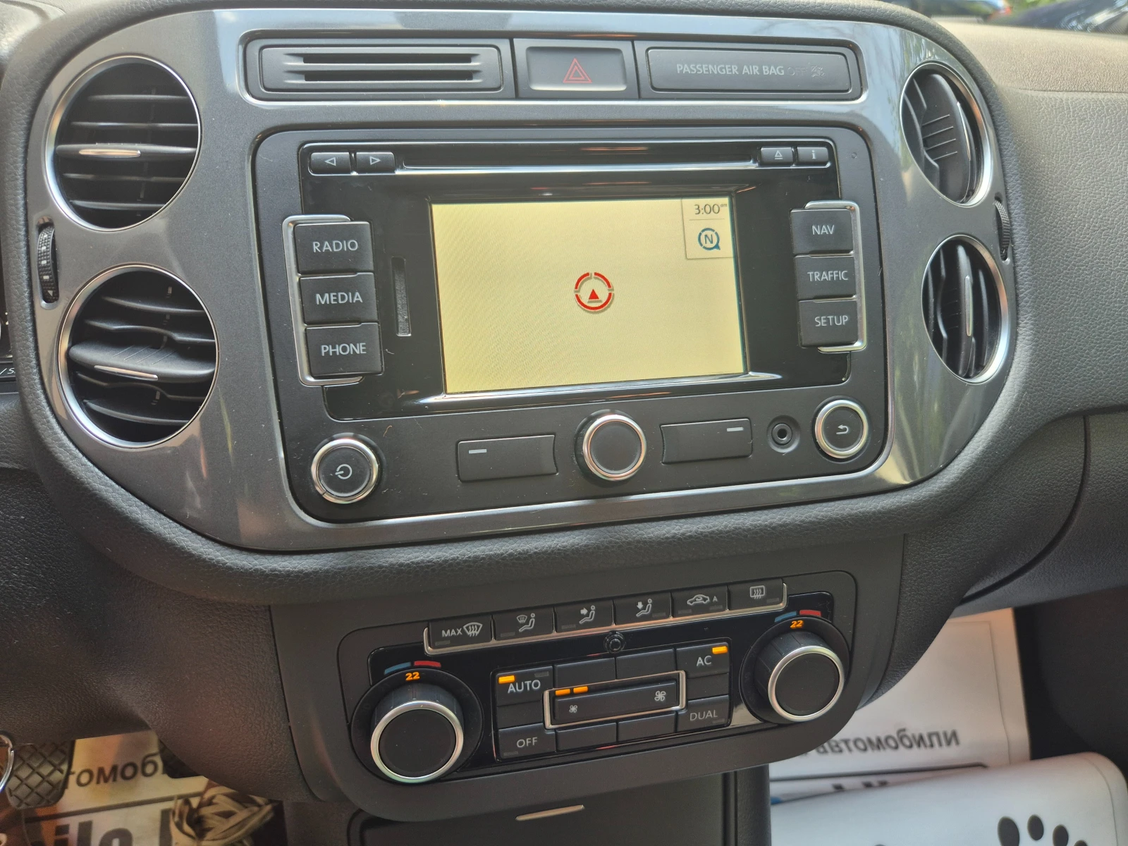 VW Tiguan 2.0TDI 4 MOTION NAVI PARK ASISTENS БЕЗ ЗАБЕЛЕЖКИ , снимка 12 - Автомобили и джипове - 55843999