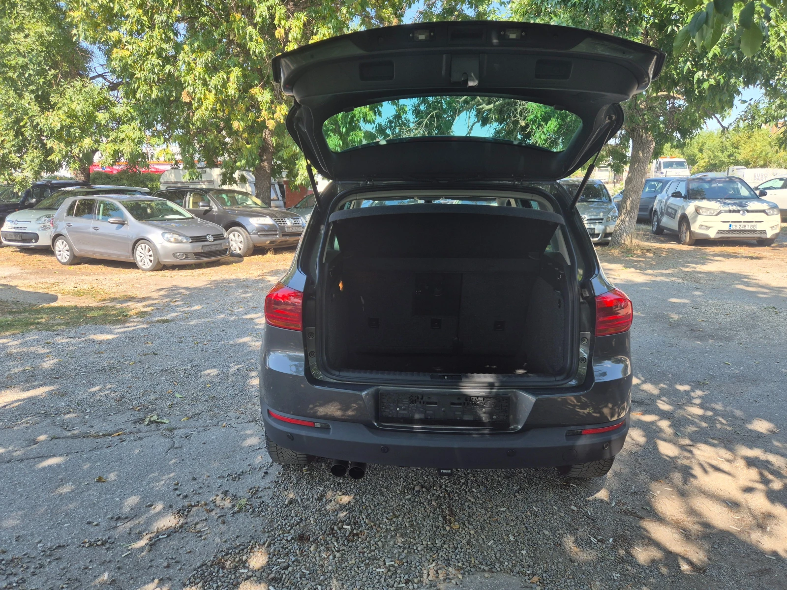 VW Tiguan 2.0TDI 4 MOTION NAVI PARK ASISTENS БЕЗ ЗАБЕЛЕЖКИ , снимка 15 - Автомобили и джипове - 55843999