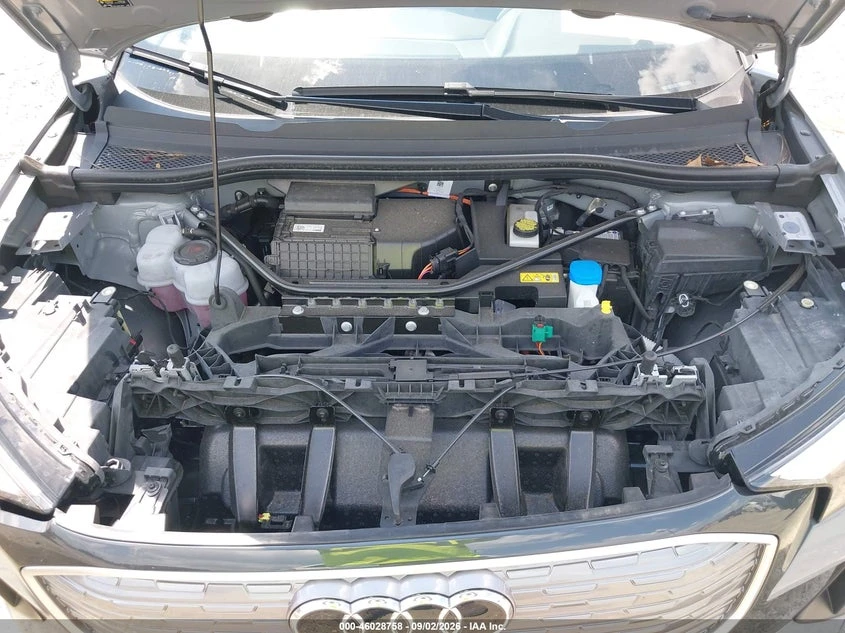 Audi Q4 E-Tron Premium 45 Rwd, снимка 10 - Автомобили и джипове - 56366050