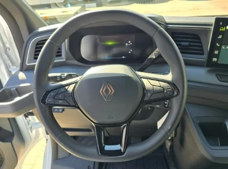 Renault Master E-TECH 87 kWh НОВ! L3H2, снимка 7 - Бусове и автобуси - 54366365