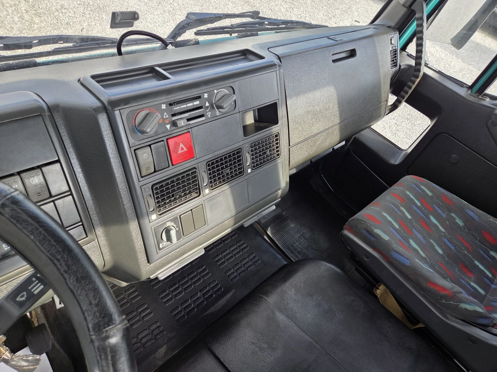 Iveco Eurocargo 180E27,   | Mobile.bg   15