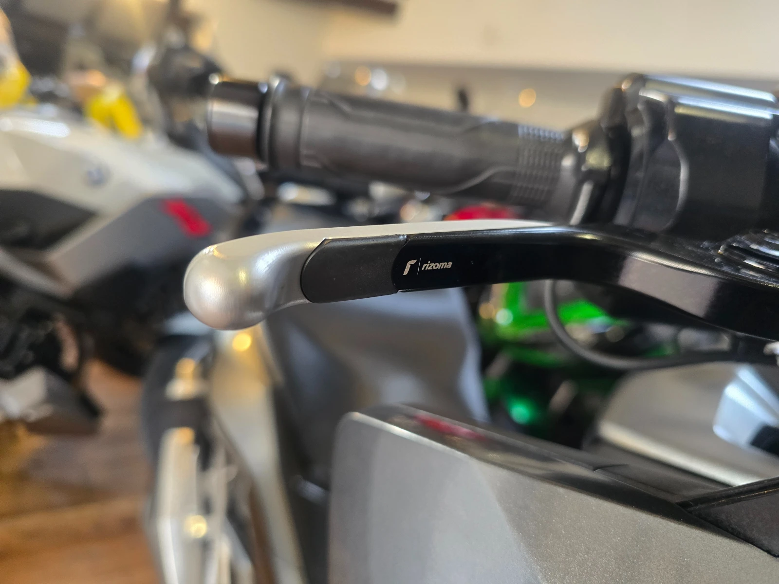 Honda Forza 750i  - изображение 9