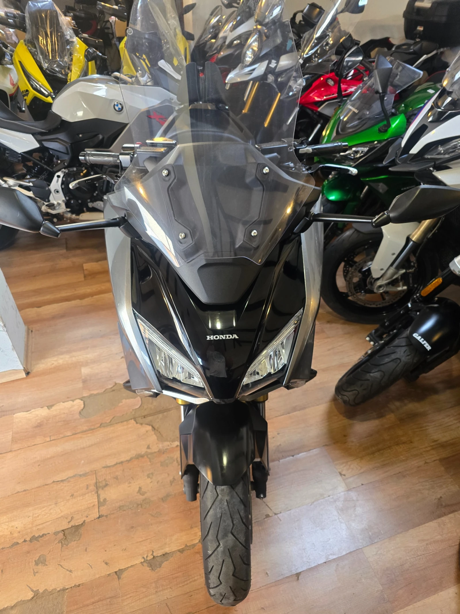 Honda Forza 750i  - изображение 8