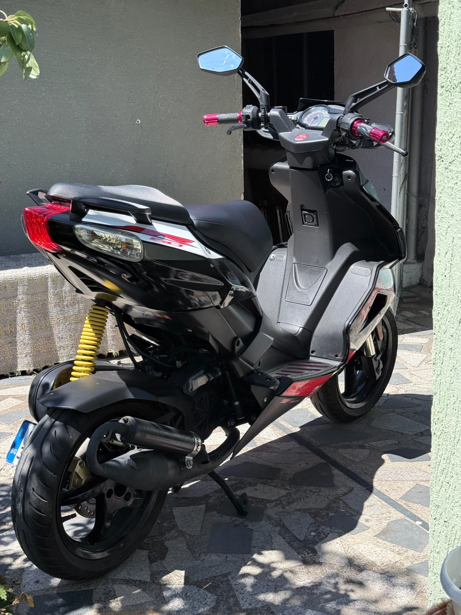 Aprilia Sr SR 50, снимка 4 - Мотоциклети и мототехника - 55672285