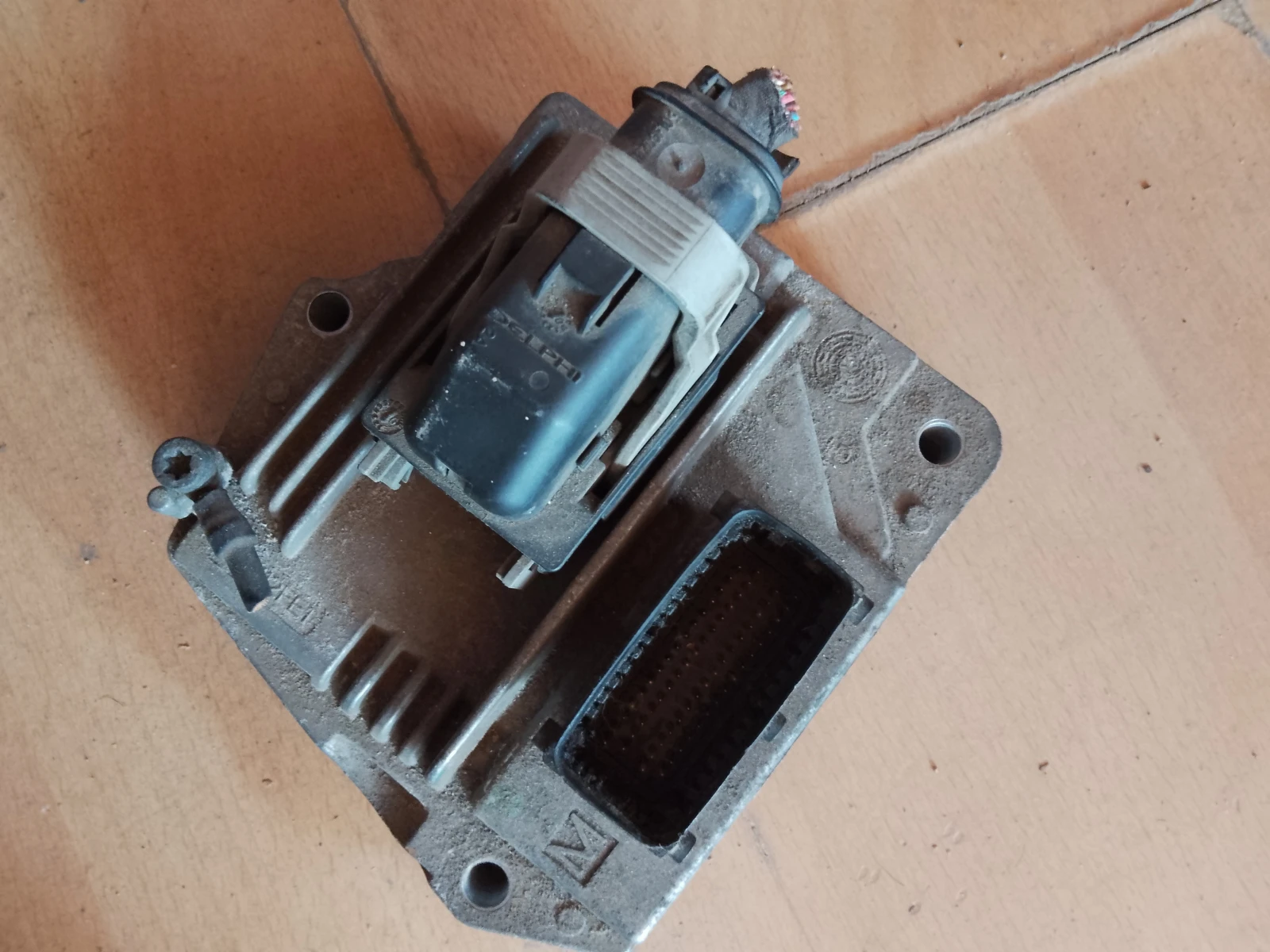 555625549     1.6  16V | Mobile.bg   2