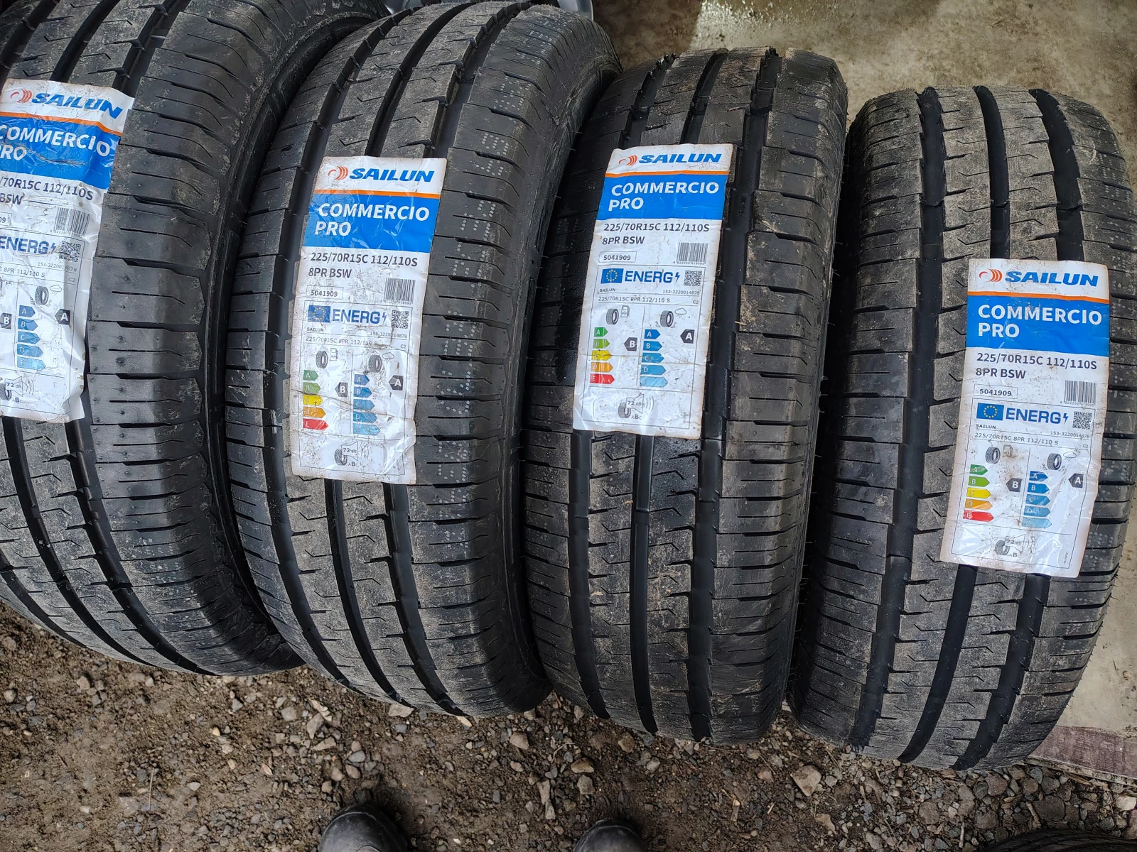 Гуми Летни 225/70R15, снимка 2 - Гуми и джанти - 55837137