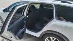 Skoda Octavia Scout, снимка 8