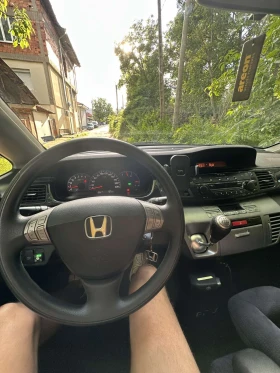 Honda Fr-v 1.8 i-VTEC, бензин/газ, снимка 13