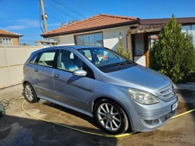     Mercedes-Benz B 200