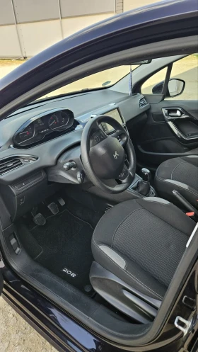 Peugeot 208 1.2 - 82кс., снимка 8