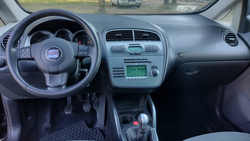 Seat Altea XL 1,9TDI 105ps, снимка 6 - Автомобили и джипове - 37614564
