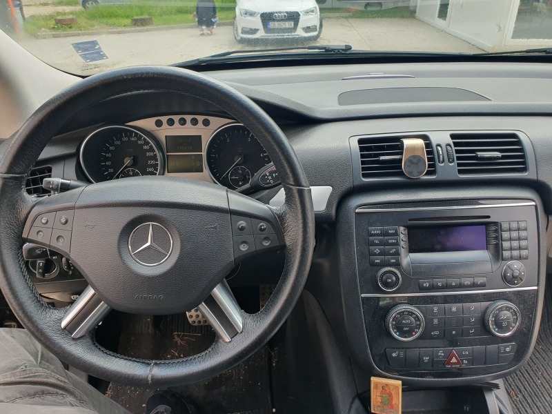 Mercedes-Benz R 320, снимка 10 - Автомобили и джипове - 45056360