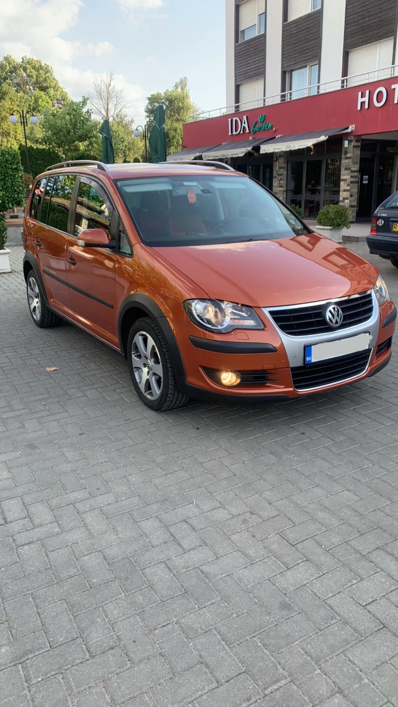 VW Touran Cross touran 2.0tdi 6sk BMM kod na motor, снимка 1 - Автомобили и джипове - 47104977