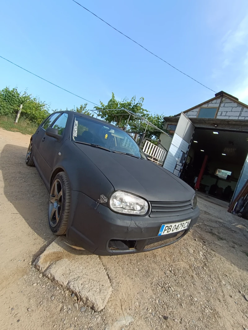 VW Golf 1.8T Газов инжекцион , снимка 2 - Автомобили и джипове - 46880800