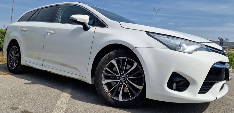 Toyota Avensis, снимка 10 - Автомобили и джипове - 47191817