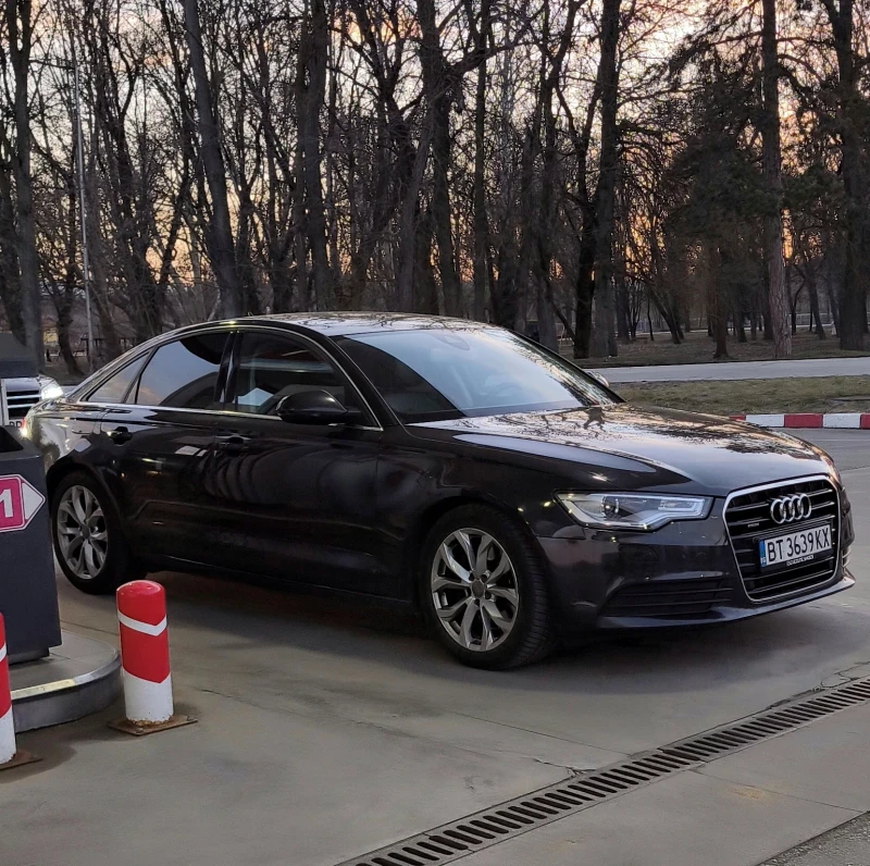 Audi A6 Топ Състояние Напълно Обслужена Реални Километри, снимка 1 - Автомобили и джипове - 49202176