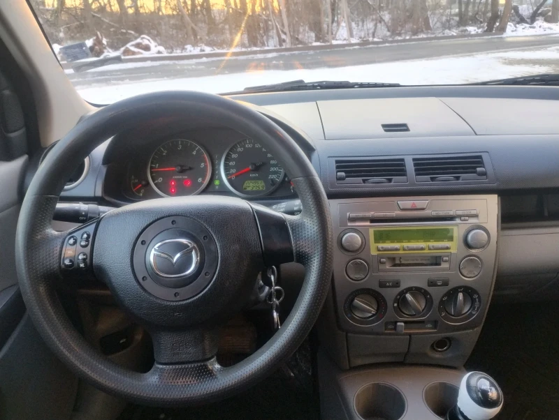 Mazda 2 Automatic Подгрев , снимка 7 - Автомобили и джипове - 49316406