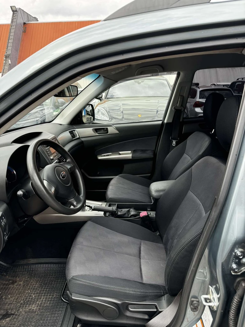 Subaru Forester, снимка 7 - Автомобили и джипове - 49943043
