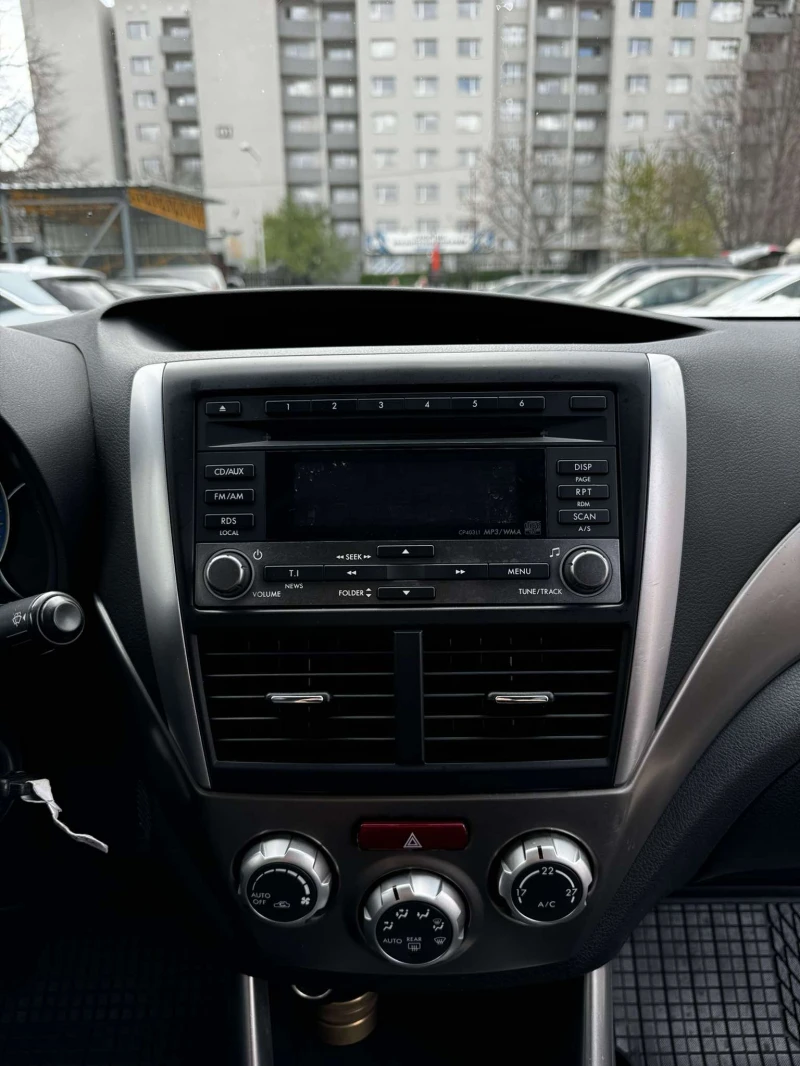 Subaru Forester, снимка 9 - Автомобили и джипове - 49943043