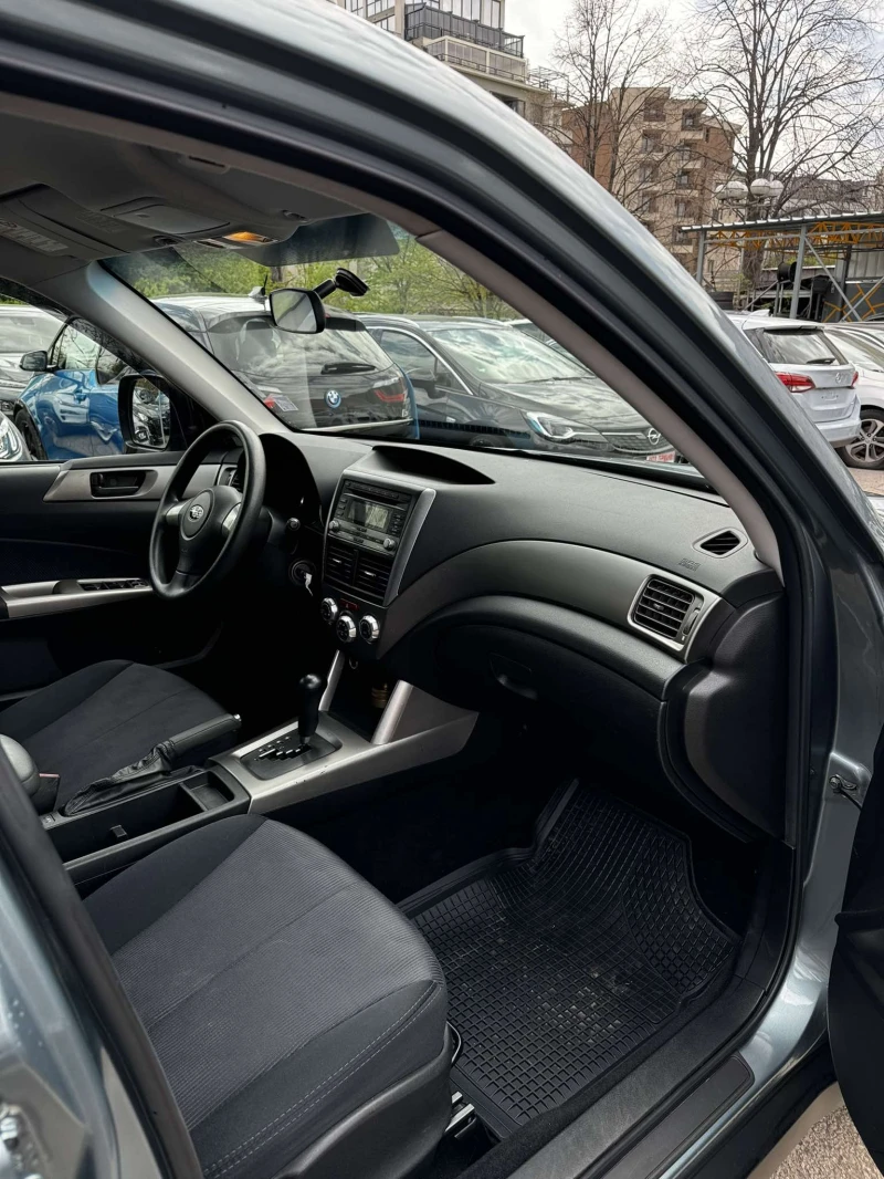 Subaru Forester, снимка 12 - Автомобили и джипове - 49943043