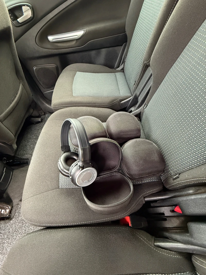 Ford S-Max 2.0TDCI /FACE / NAVI / 6+ 1 / TV / PODGREV / RECAR, снимка 12 - Автомобили и джипове - 52293576