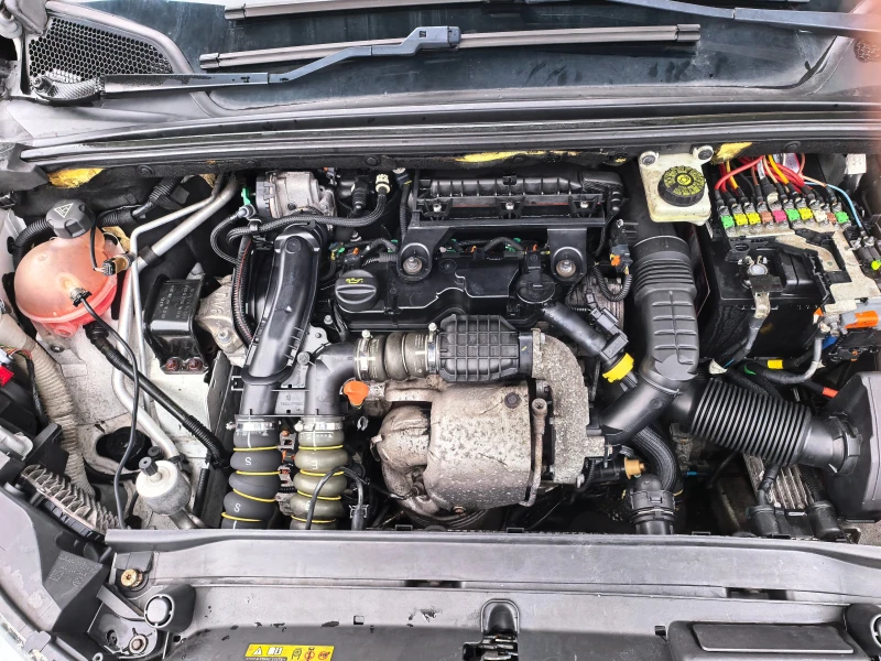 Citroen DS4 1.6hdi, снимка 17 - Автомобили и джипове - 52311846