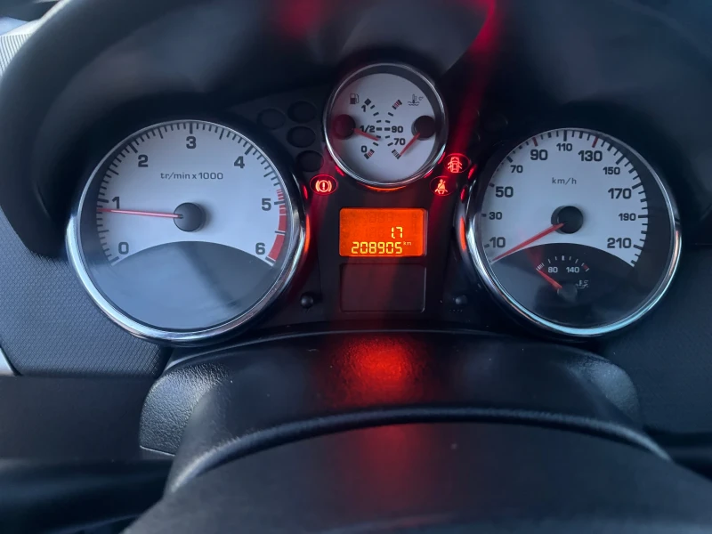 Peugeot 207 2019+ 1.4HDI+ 90кс+ ВС.ПЛАТЕНО+ ОБСЛУЖЕНА+ ПАНОРАМ, снимка 10 - Автомобили и джипове - 52726470
