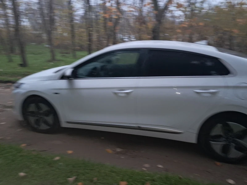 Hyundai Ioniq, снимка 4 - Автомобили и джипове - 52856739