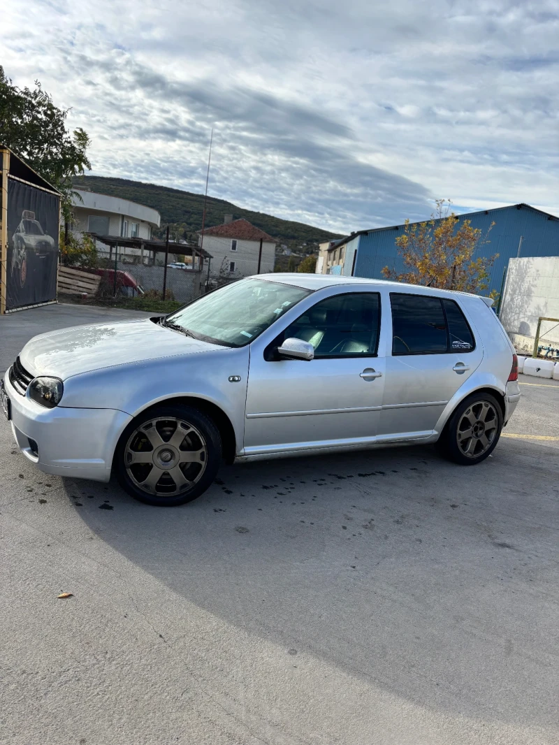 VW Golf 2.8 VR6, снимка 6 - Автомобили и джипове - 52900027