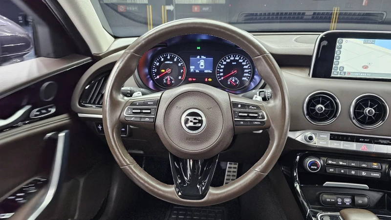 Kia Stinger 2.0T AWD PLATINUM autogeorge.com, снимка 12 - Автомобили и джипове - 53260923