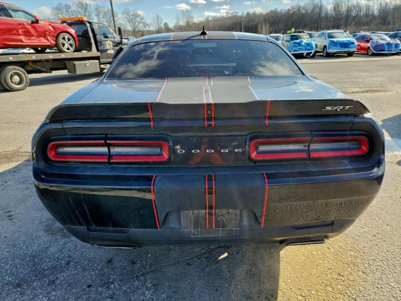 Dodge Challenger SRT 392, снимка 6 - Автомобили и джипове - 53554660